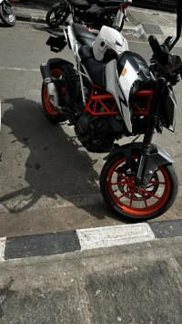 KTM Duke 390