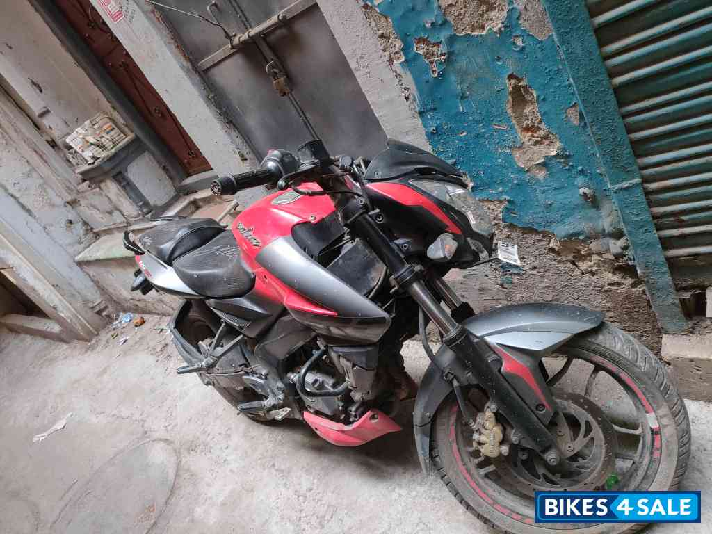 Red Gray Bajaj Pulsar 200 NS