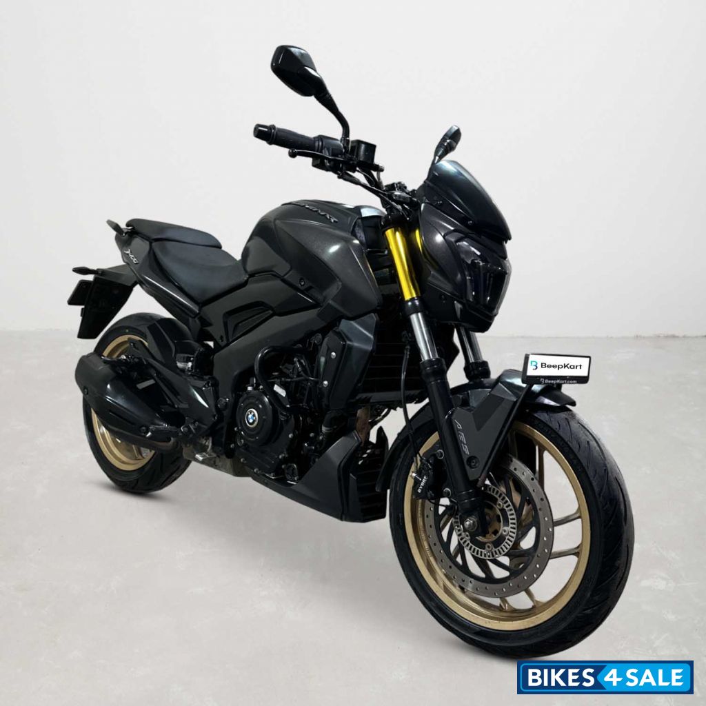 Bajaj Dominar 400