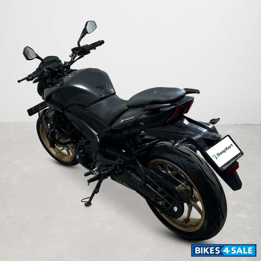 Bajaj Dominar 400