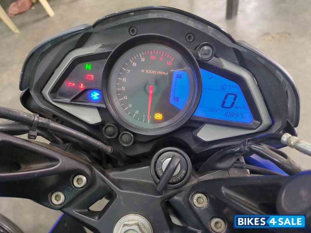 Bajaj Pulsar NS200
