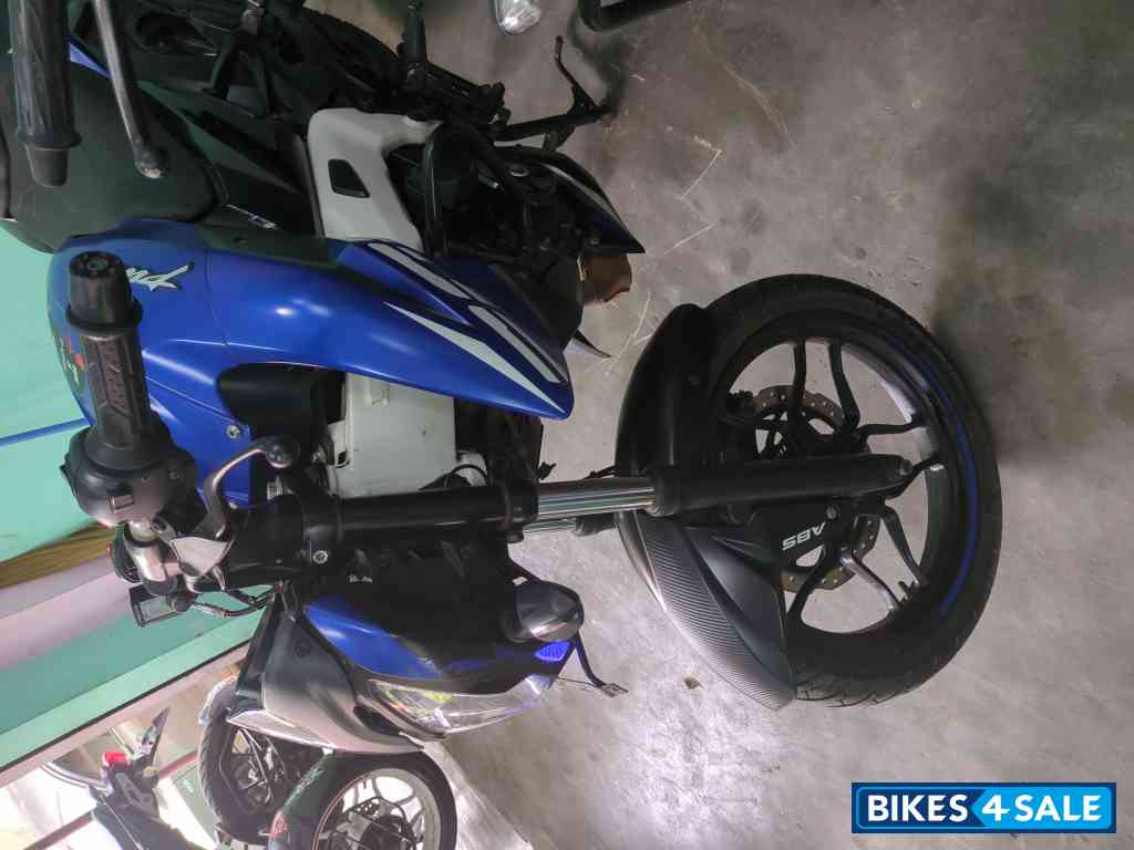 Bajaj Pulsar NS200