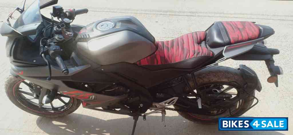 Thunder Grey Yamaha YZF R15 V3 BS6