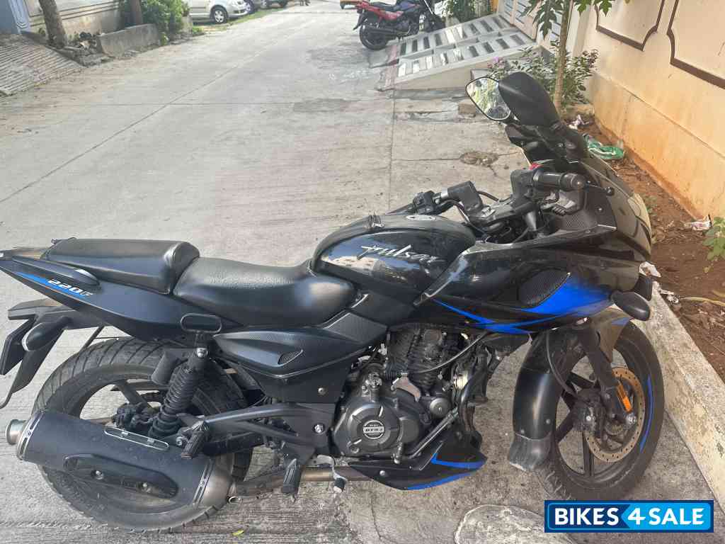 Black And Blue Bajaj Pulsar 220F