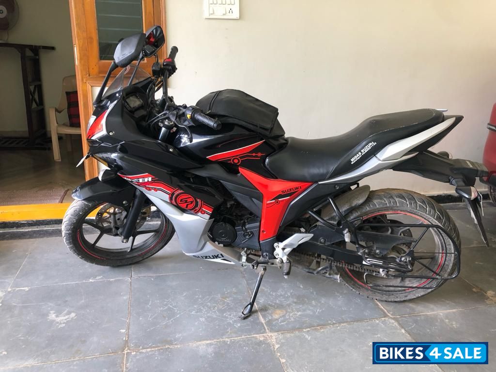 Suzuki Gixxer SF Fi