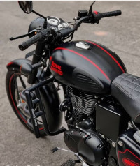Stealth Black Royal Enfield Classic Stealth Black