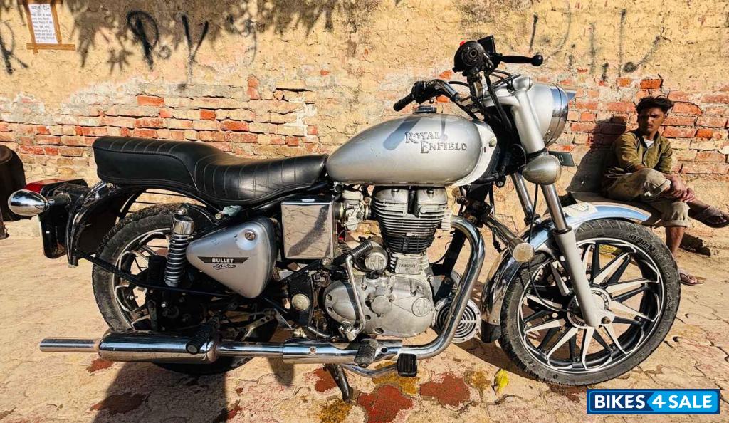 Royal Enfield Bullet Electra Twinspark