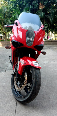Red/black Hyosung GT250R