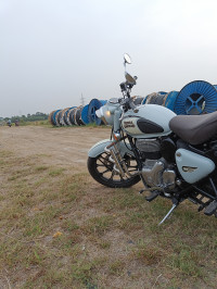 Royal Enfield Classic 350 Dual Channel BS6