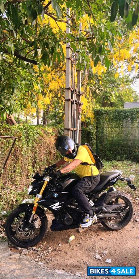 Black BMW G 310 R Black BMW G 310 R