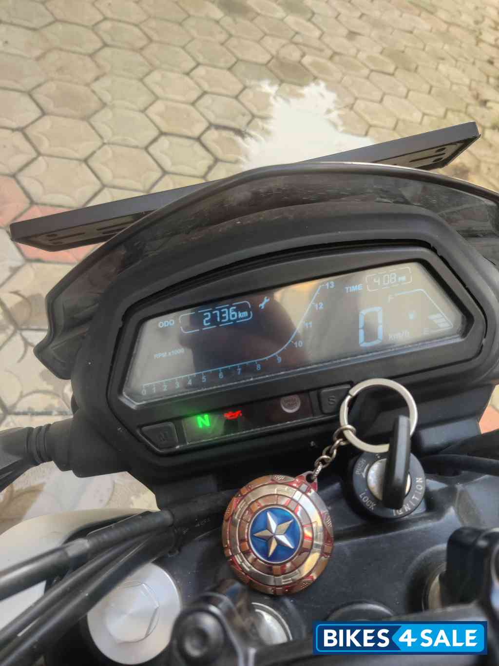 Bajaj Dominar 250 2022