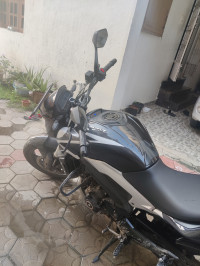 Bajaj Dominar 250 2022