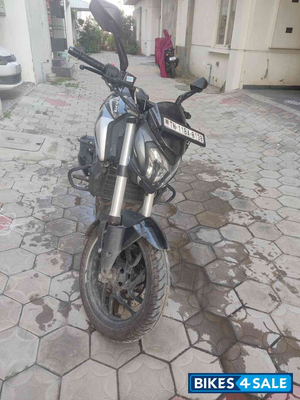 Bajaj Dominar 250 2022