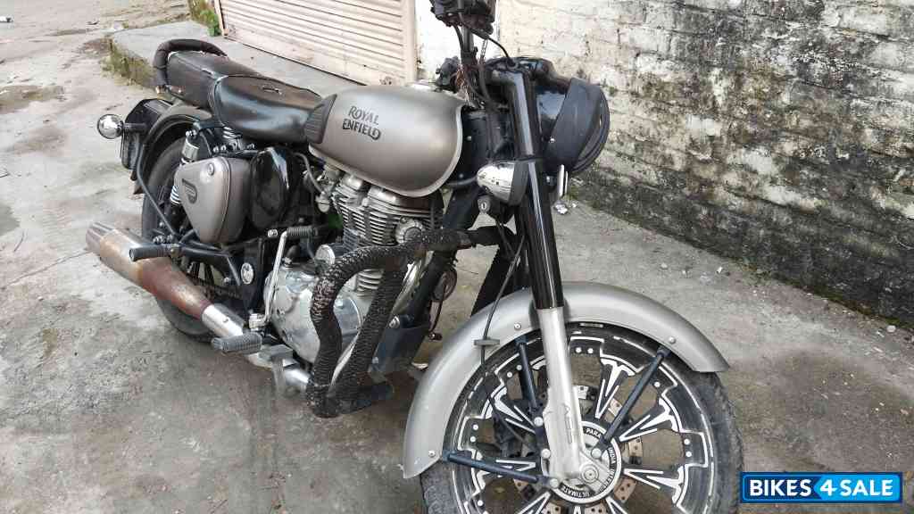 Royal Enfield Classic 350 BS VI