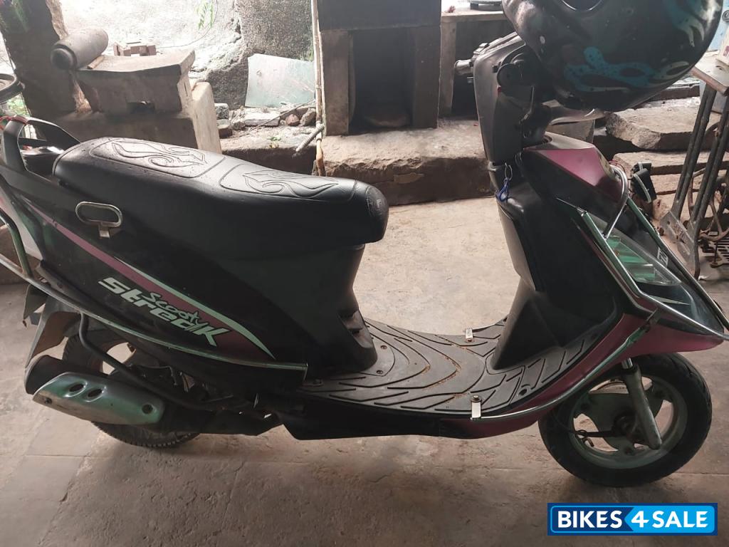 Black Pink TVS Scooty Streak