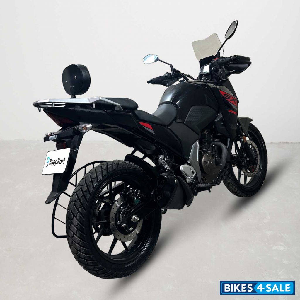Suzuki V-Strom SX