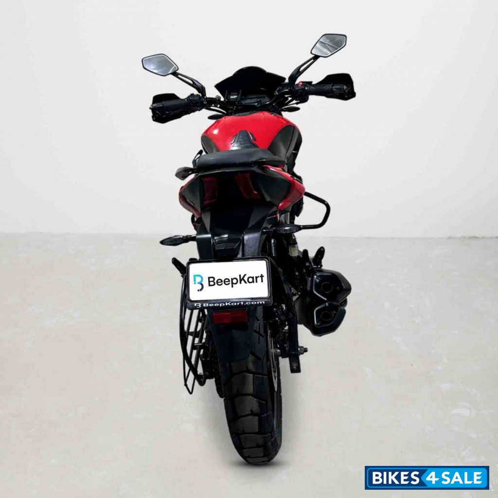 Bajaj Dominar 250