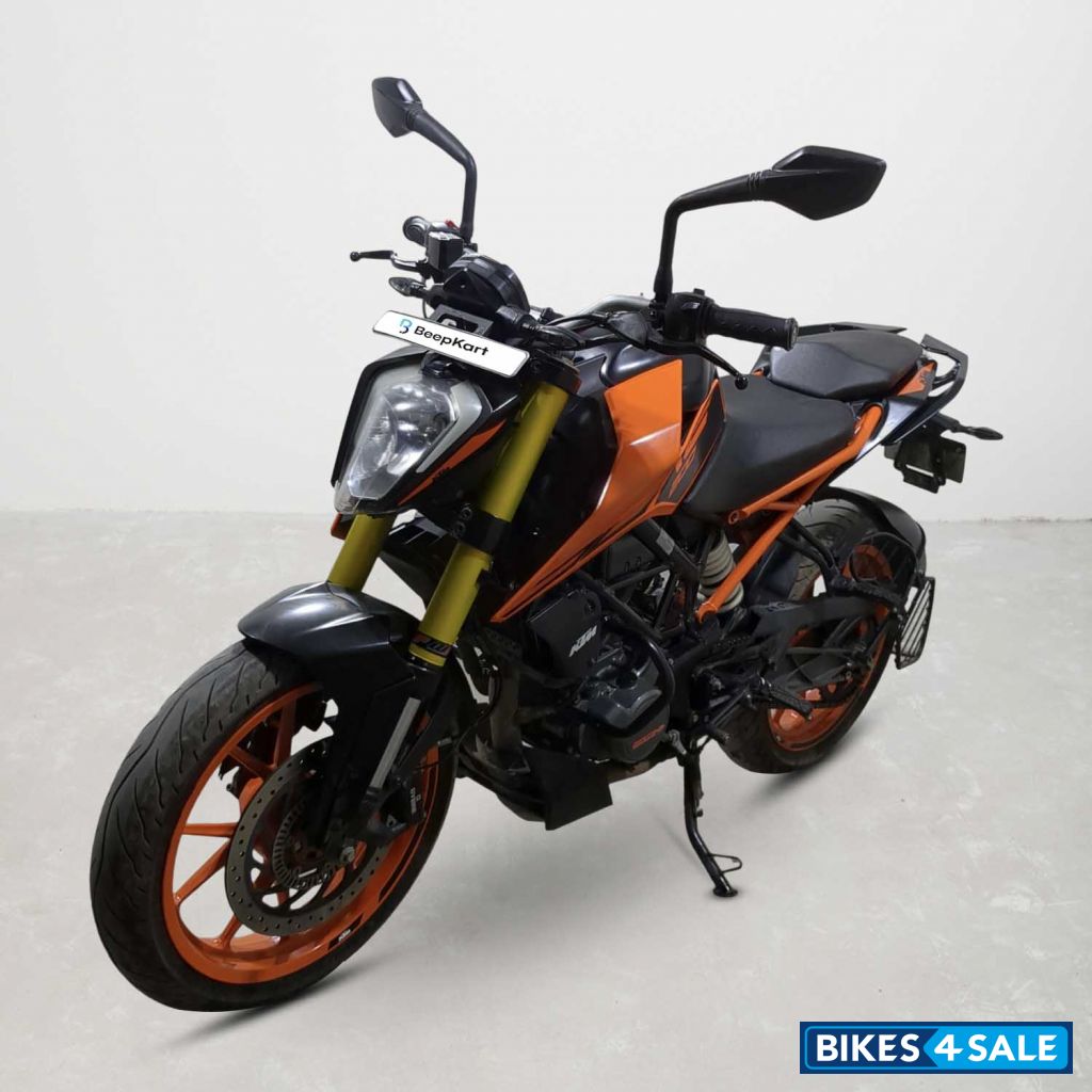 KTM Duke 200