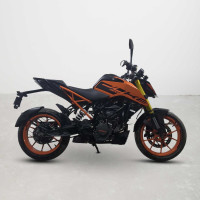 KTM Duke 200
