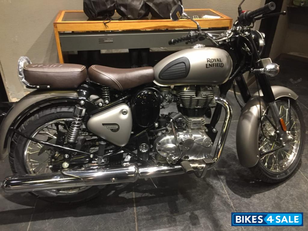 Gun Metal Grey Royal Enfield Classic 350