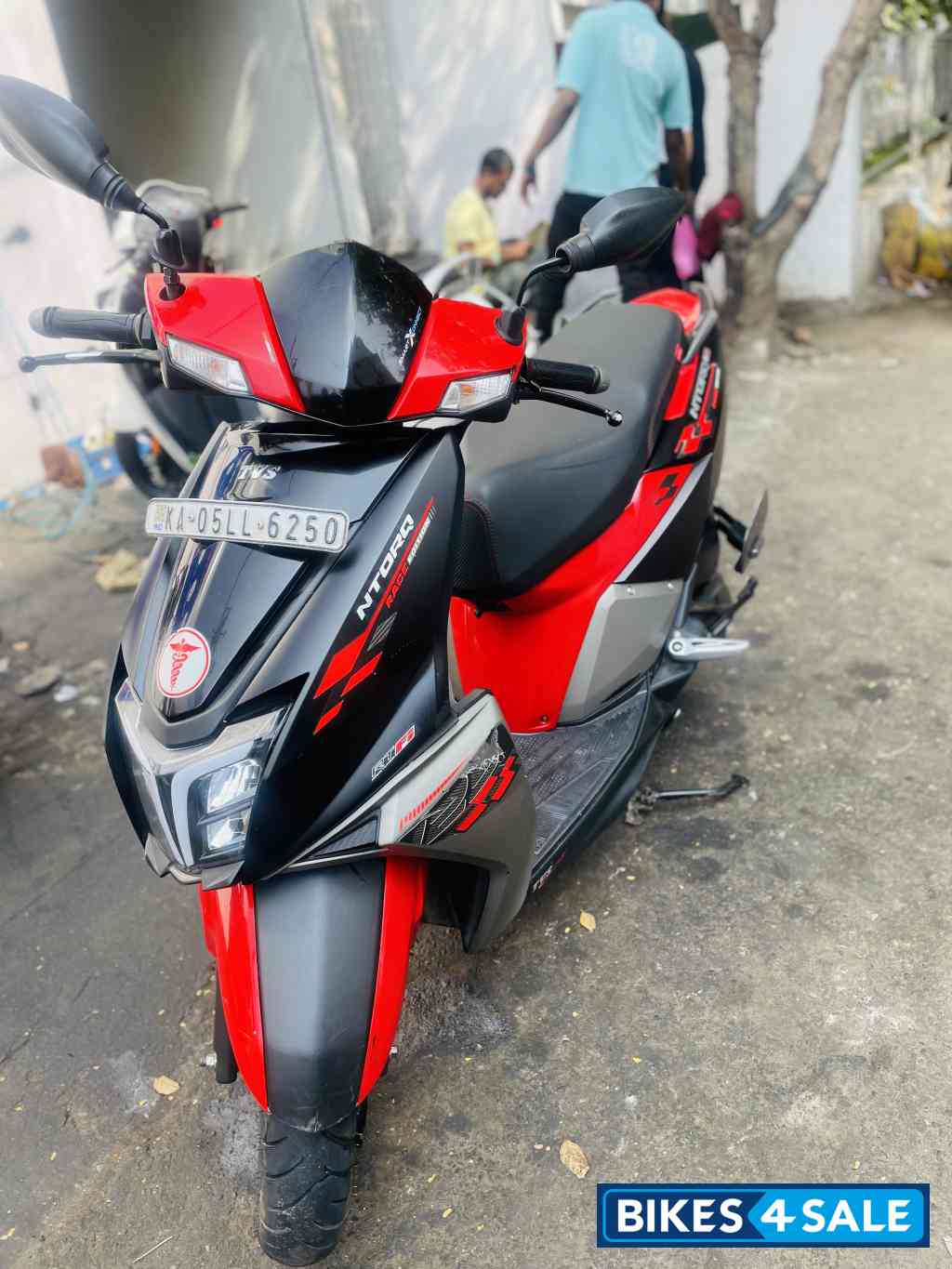 TVS Scooty Tvs ntorq 125 race edition