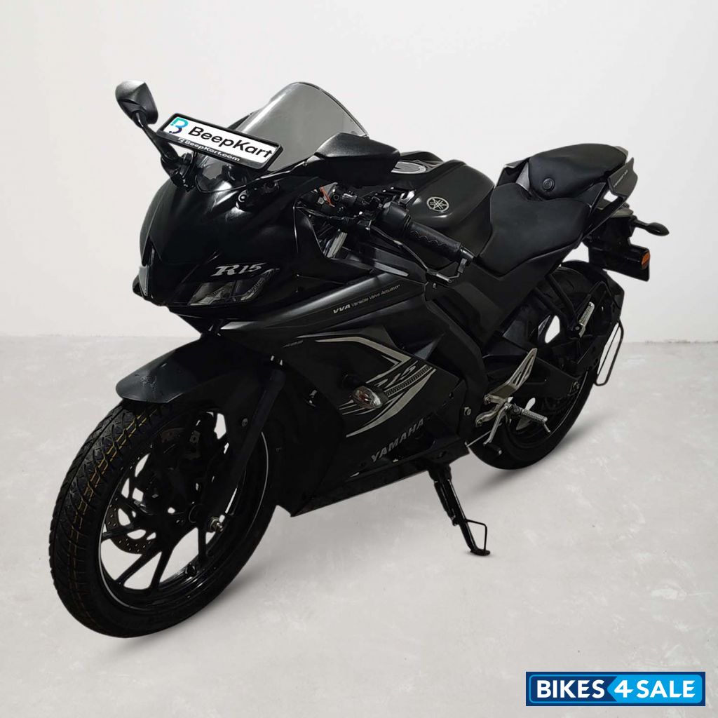 Yamaha YZF R15 V3