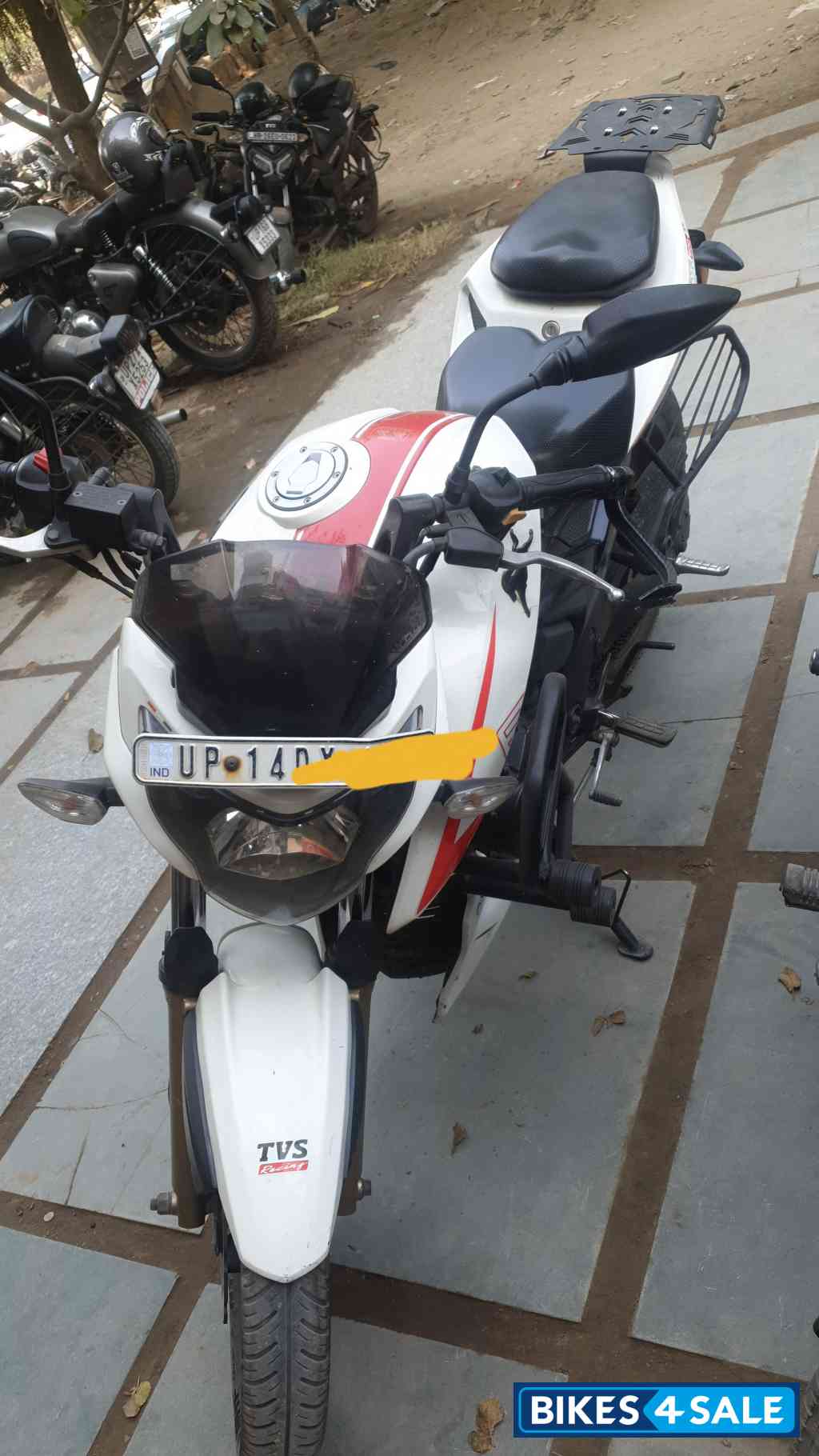 TVS Apache RTR 200 4V ABS