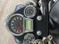 Royal Enfield Classic Stealth Black 2023 Model