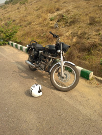 Royal Enfield Bullet 350 ES