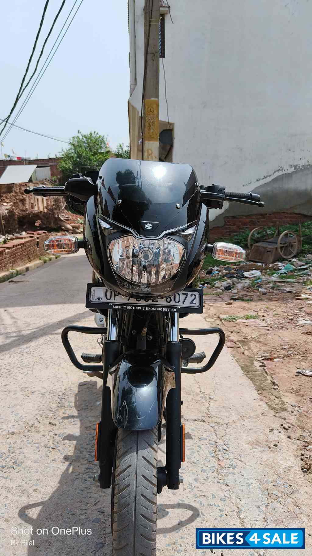 Grey Black Bajaj Pulsar 125 Neon BS6