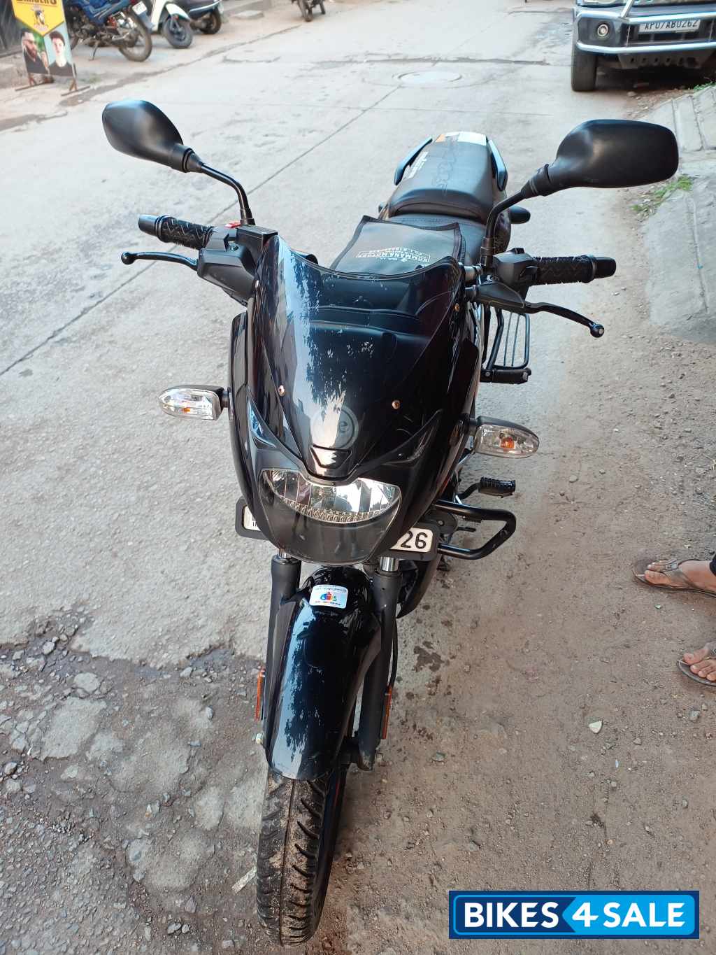 Bajaj Pulsar 125 Split Seat