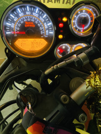 Snowwhite Royal Enfield Himalayan