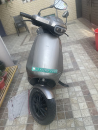 Liquid Silver Ola S1 Pro