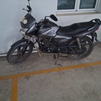 Grey Honda Shine 125 Disc