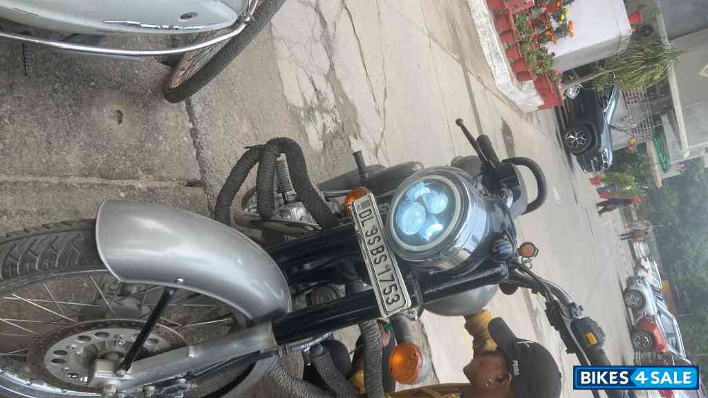 Royal Enfield Classic 350