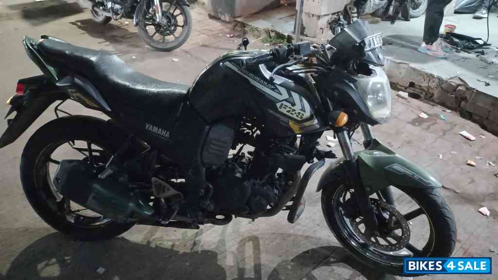 Yamaha FZ-S