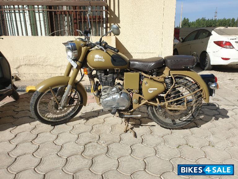Royal Enfield Classic Desert Storm