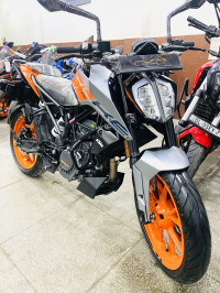 KTM Duke 200 ABS 2023 Model