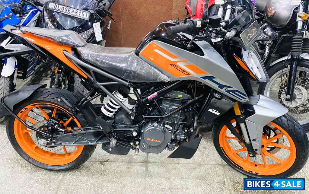 KTM Duke 200 ABS