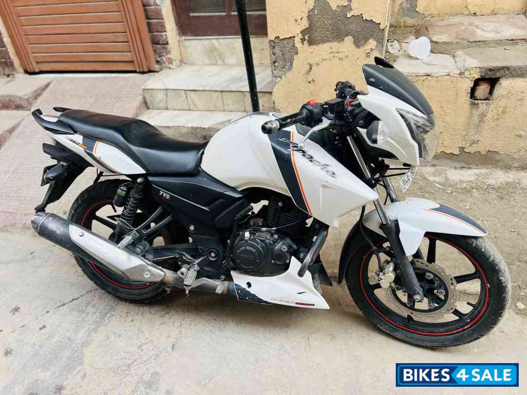 TVS Apache RTR 160