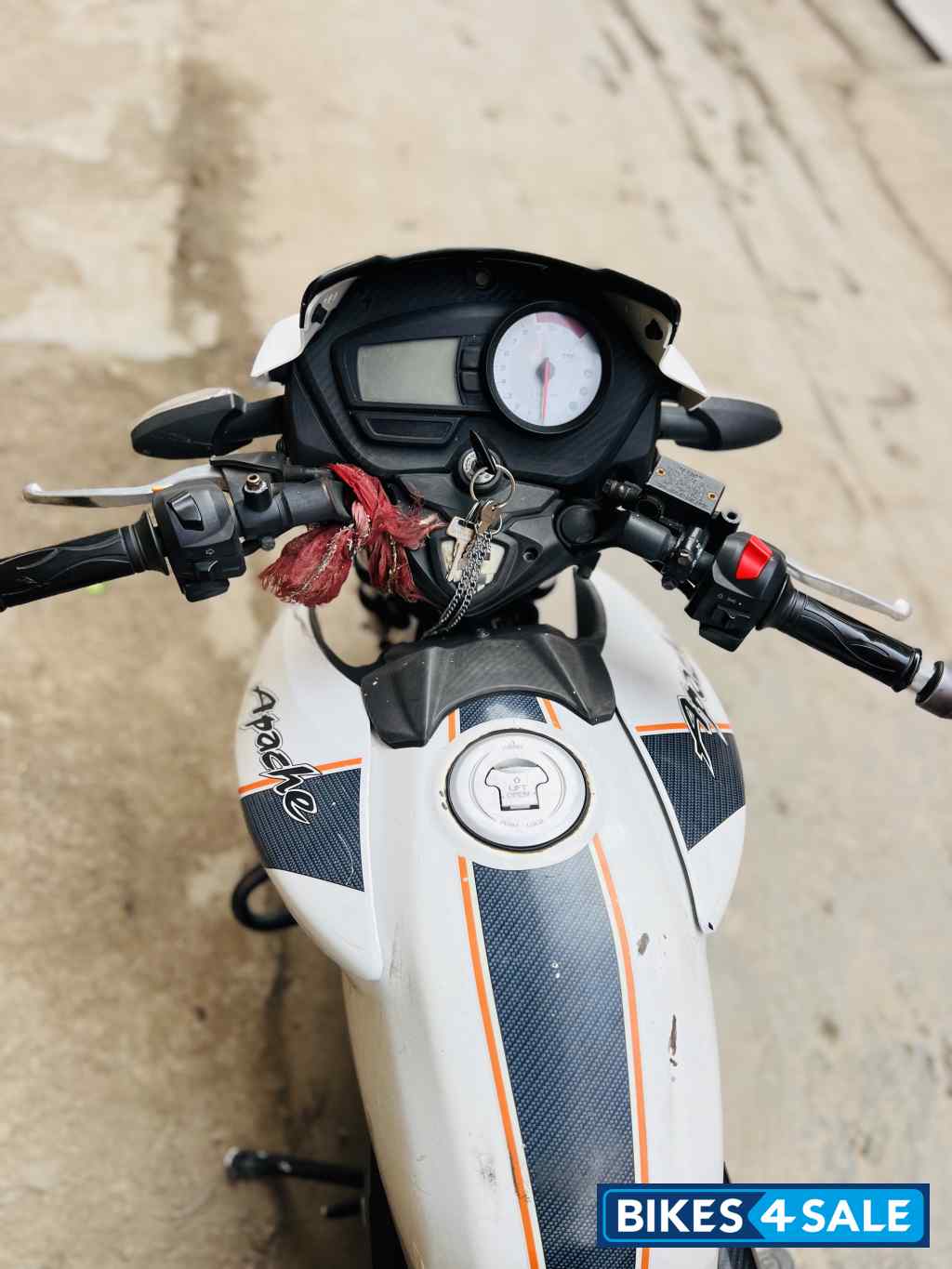 TVS Apache RTR 160 TVS Apache RTR 160