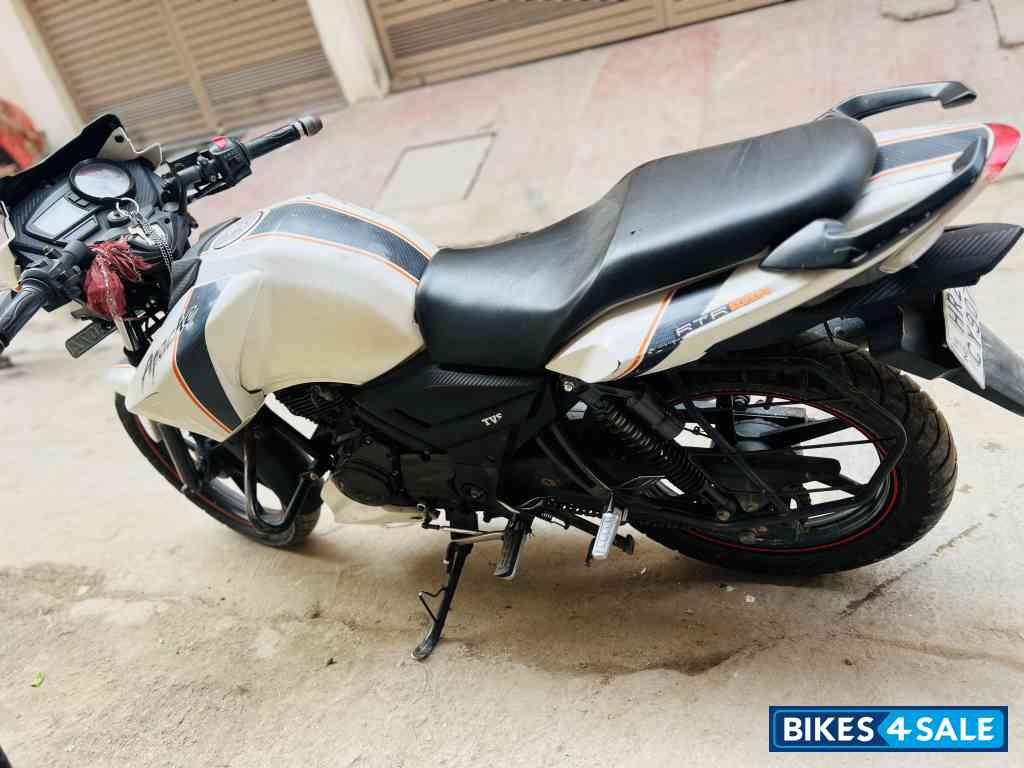 TVS Apache RTR 160 TVS Apache RTR 160
