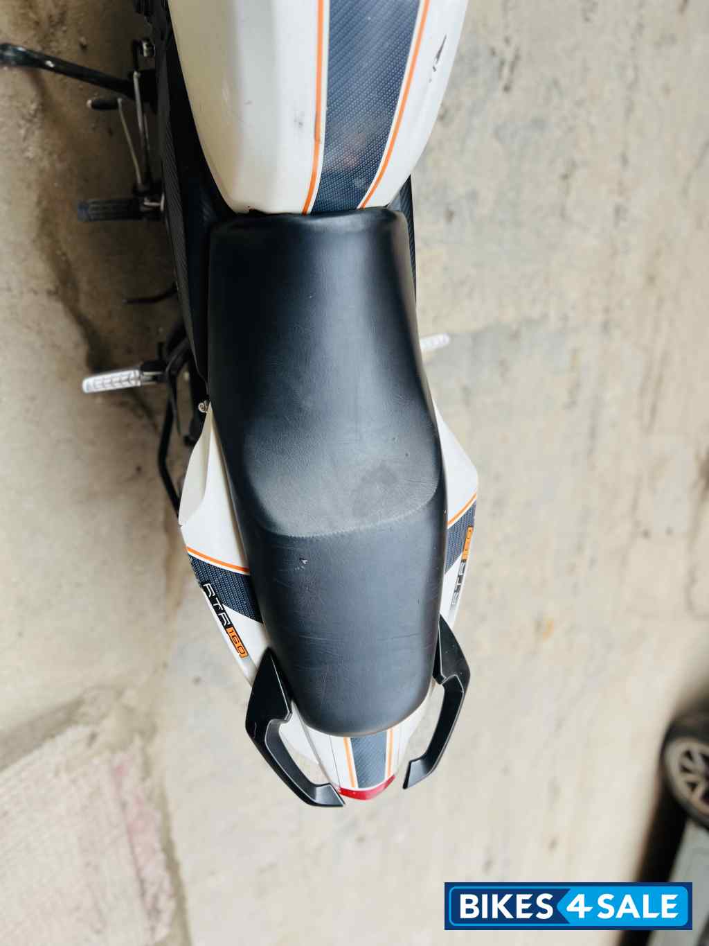 TVS Apache RTR 160 TVS Apache RTR 160