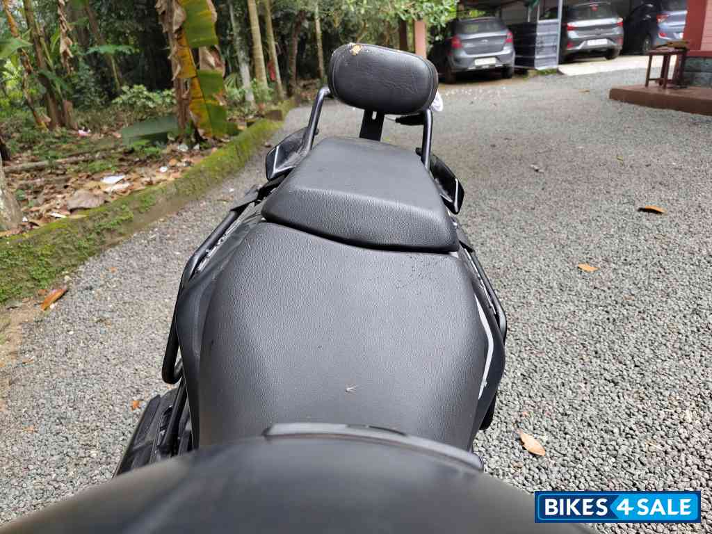 Bajaj Dominar 400 ABS BS6