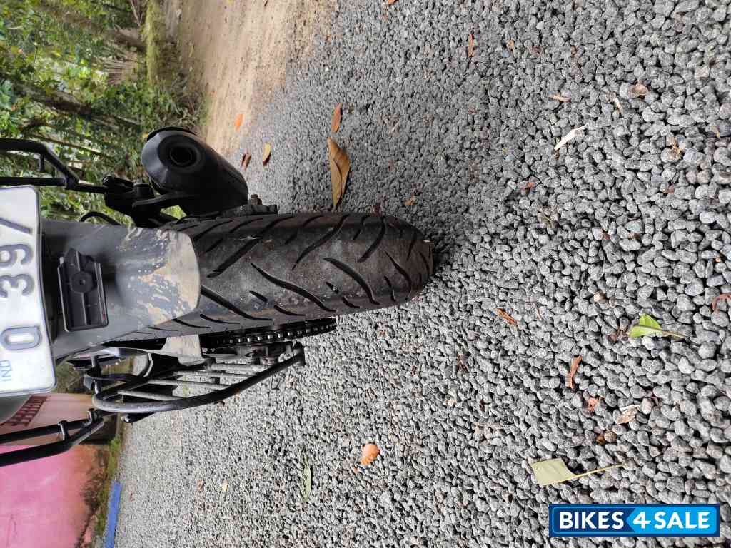 Bajaj Dominar 400 ABS BS6