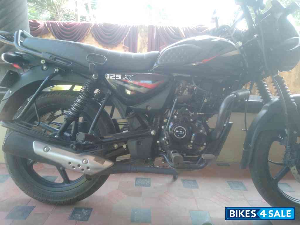 Bajaj CT 125X