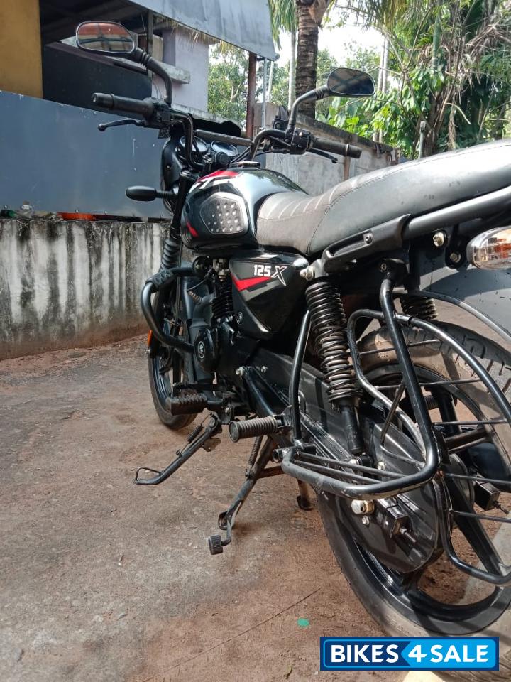 Bajaj CT 125X
