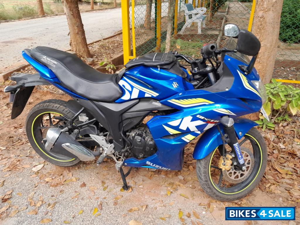 Suzuki Gixxer SF