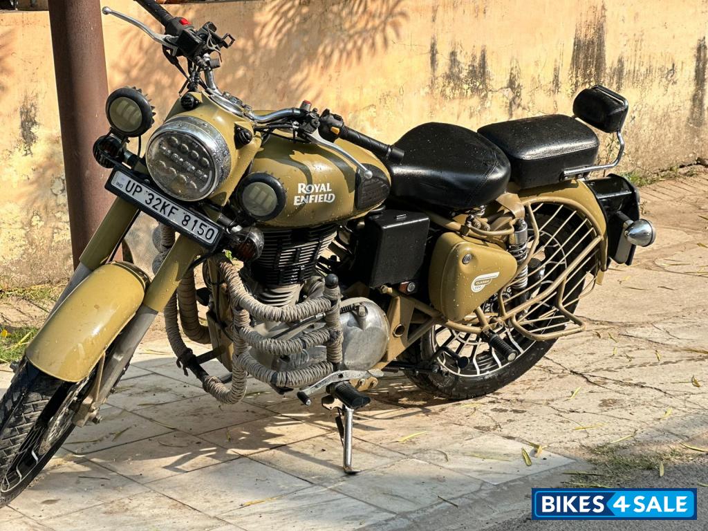 Royal Enfield Classic Desert Storm Royal Enfield Classic Desert Storm