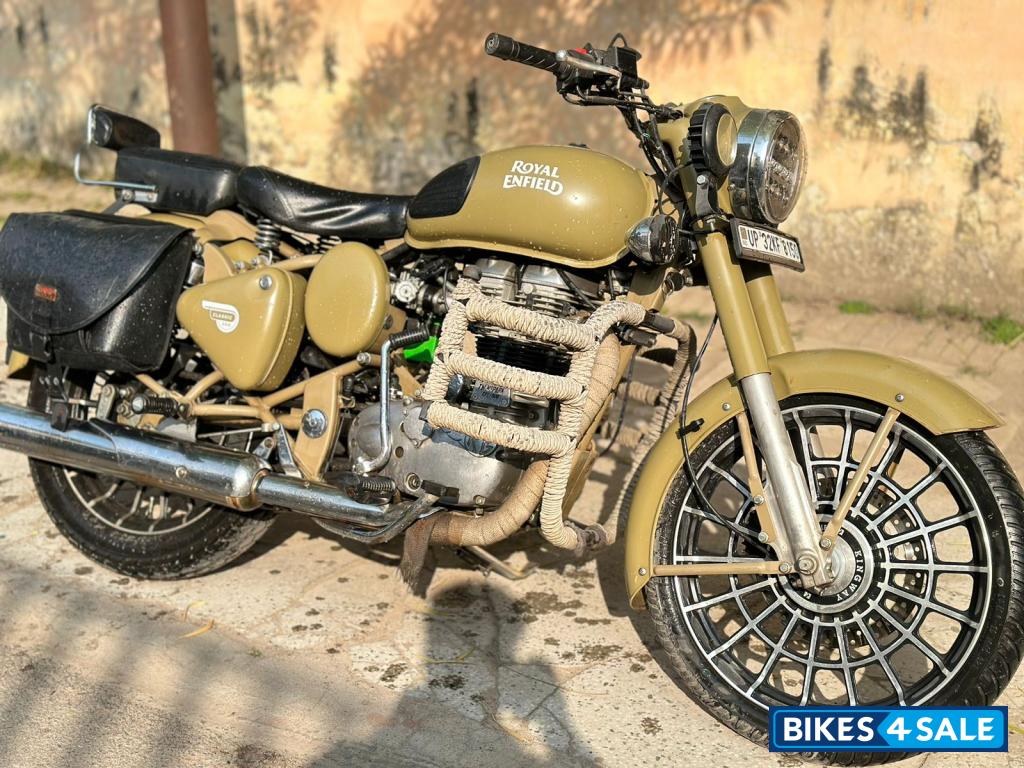 Royal Enfield Classic Desert Storm Royal Enfield Classic Desert Storm